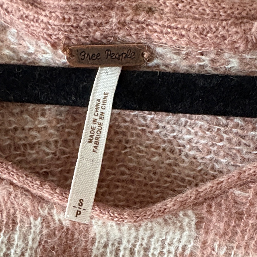 Free People Pink Floral Knit Sweater - Picture 4 of 6